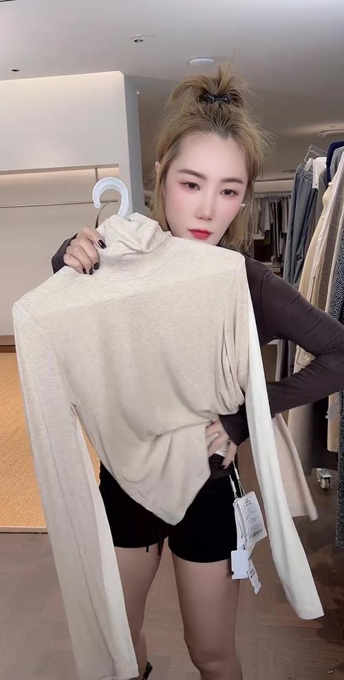 誰(shuí)穿誰(shuí)好看 女裝穿搭的萬(wàn)能法則與選款心法
